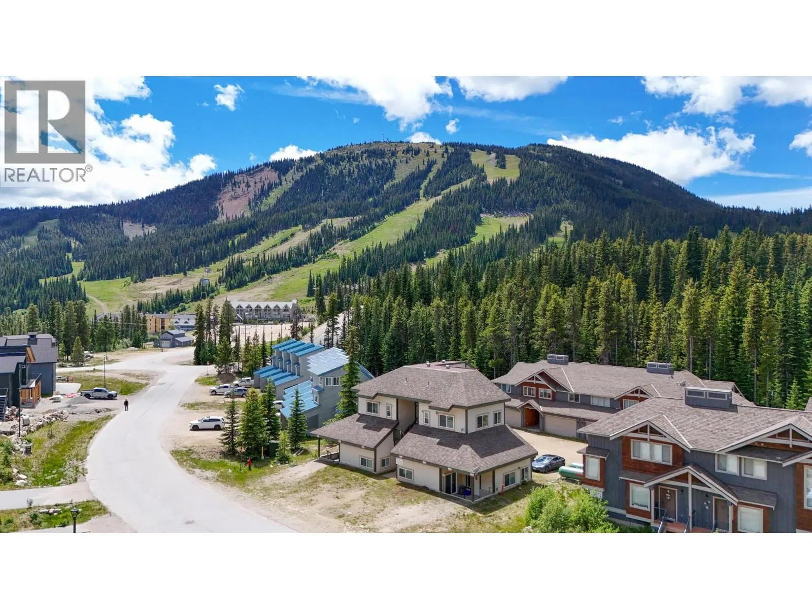 #101 – 156 Clearview Crescent