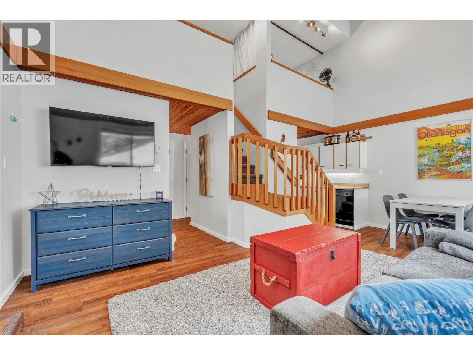 Photo 3 of 21 at #101 – 156 Clearview Crescent