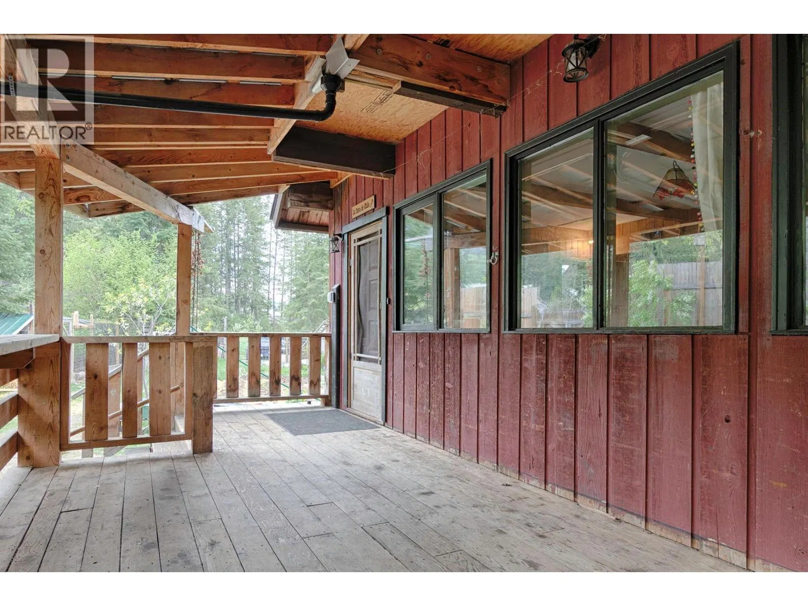 Photo 5 of 47 at 1013 Slocan Street