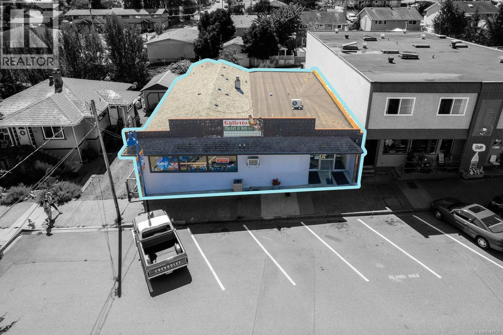 Photo 5 of 77 at 1602 Joan Avenue