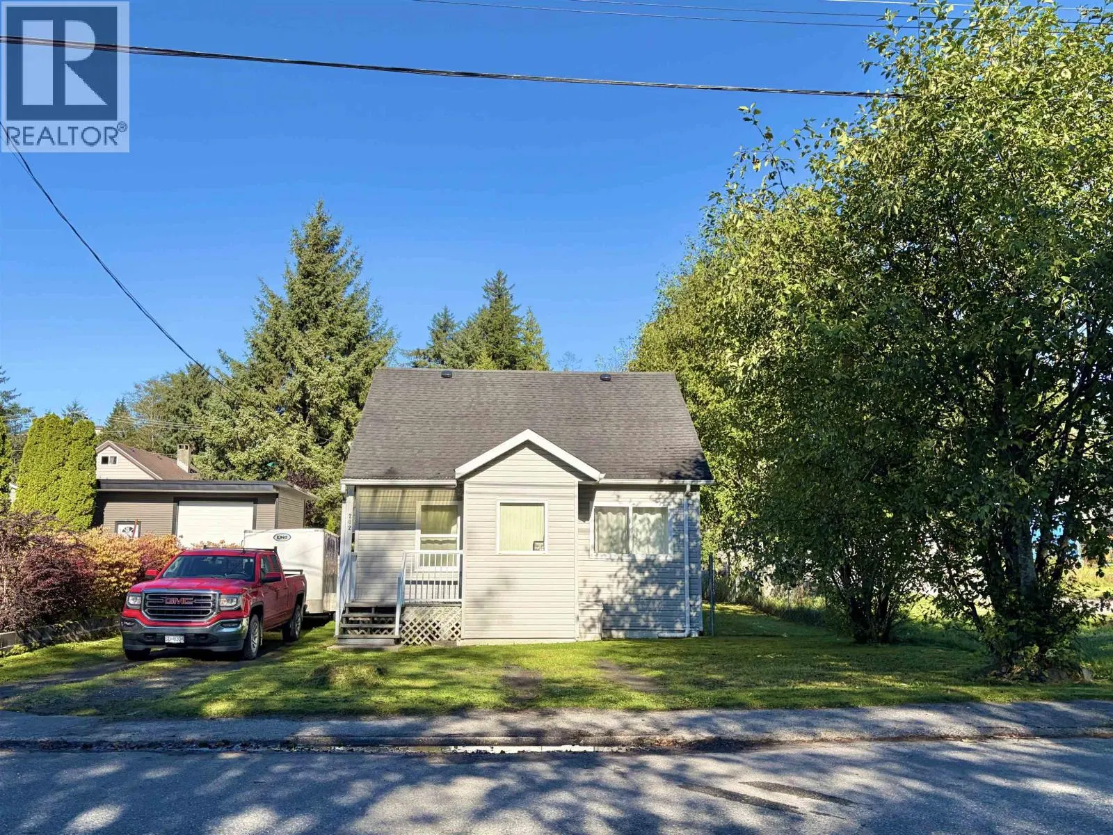 202 9TH Avenue