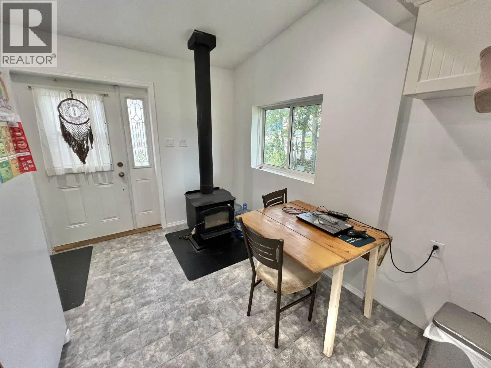 Photo 5 of 21 at 202 9TH Avenue