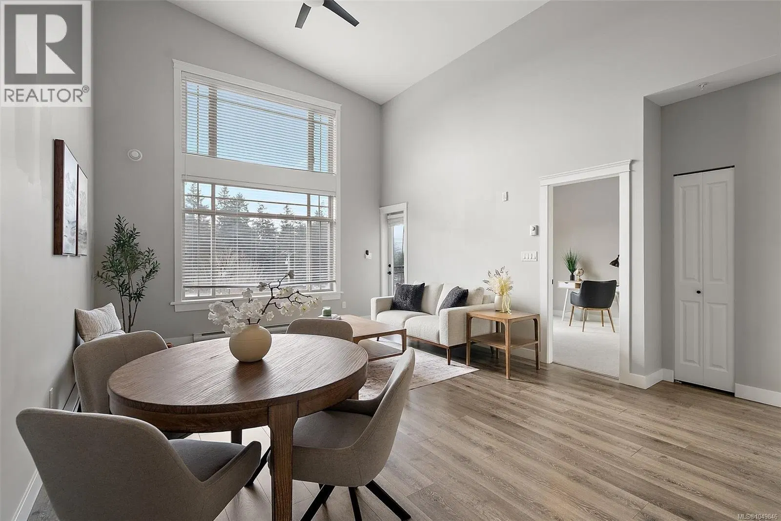 Photo 2 of 23 at #403 – 844 Goldstream Avenue