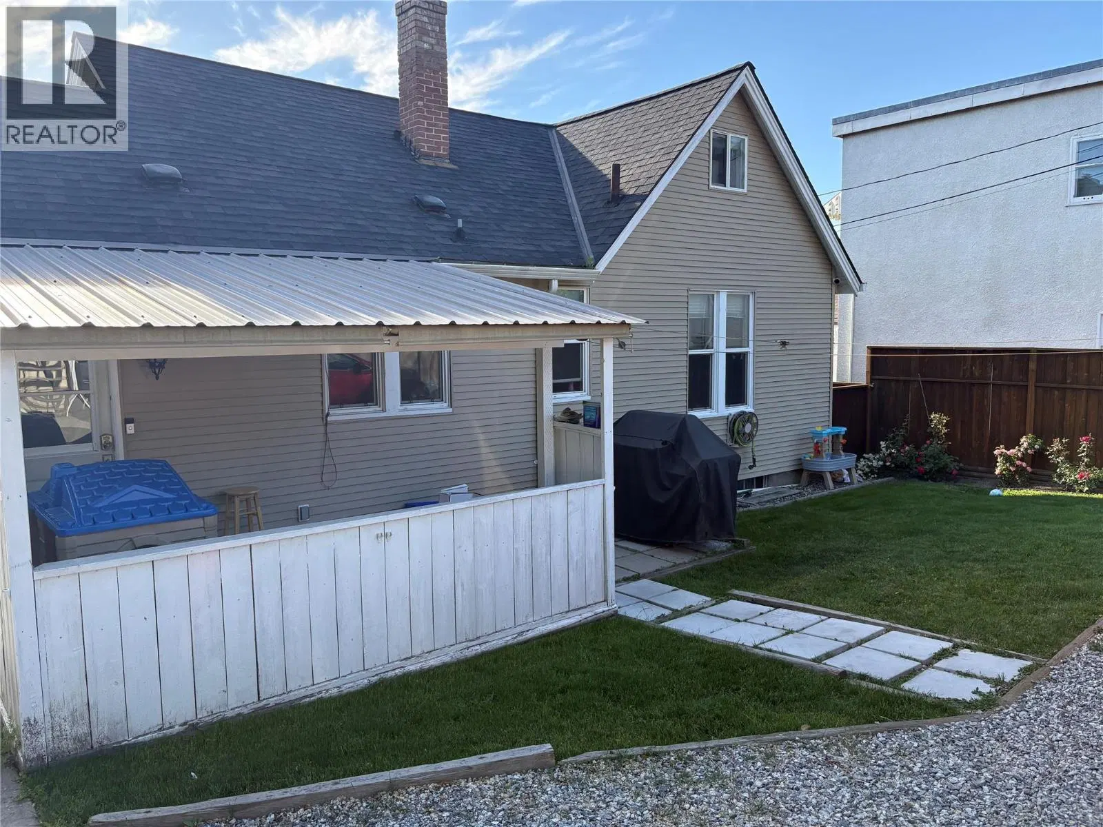 Photo 4 of 38 at 2605 27 Street