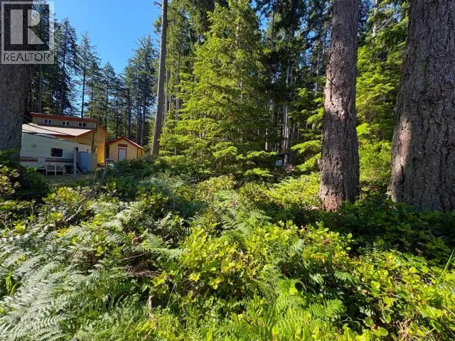 Photo 3 of 21 at Savary Island