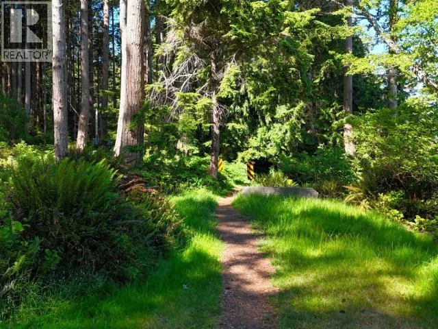 Photo 5 of 21 at Savary Island