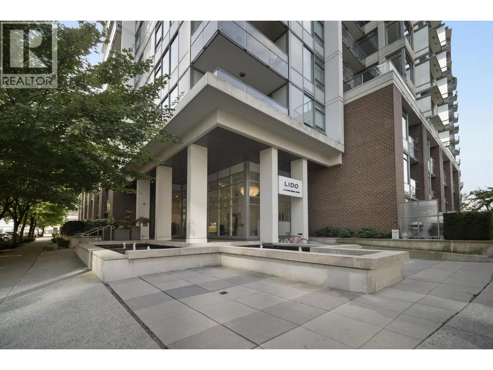 #907 – 110 SWITCHMEN Street