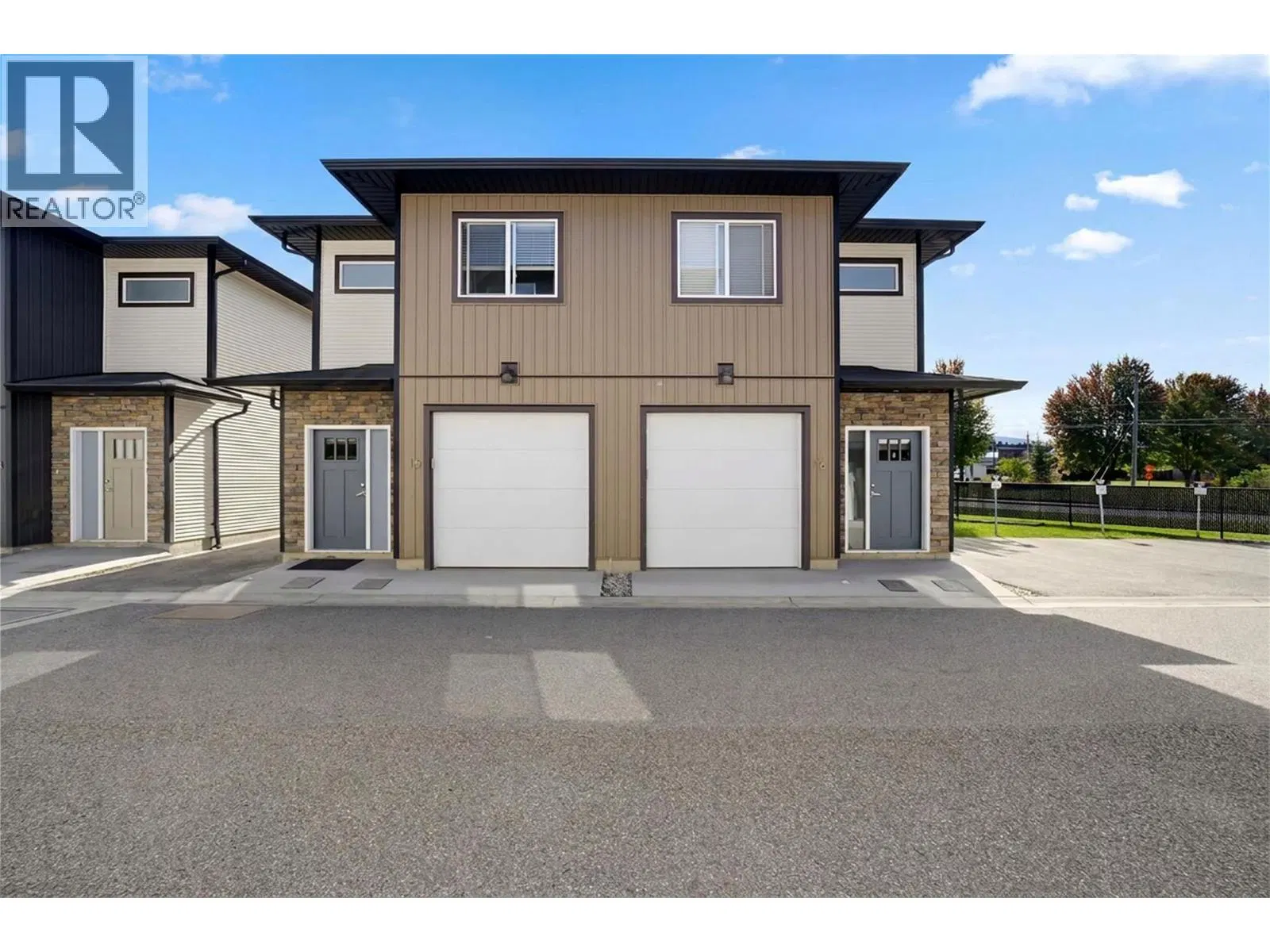 Photo 1 of 30 at #16 – 2081 11 Avenue