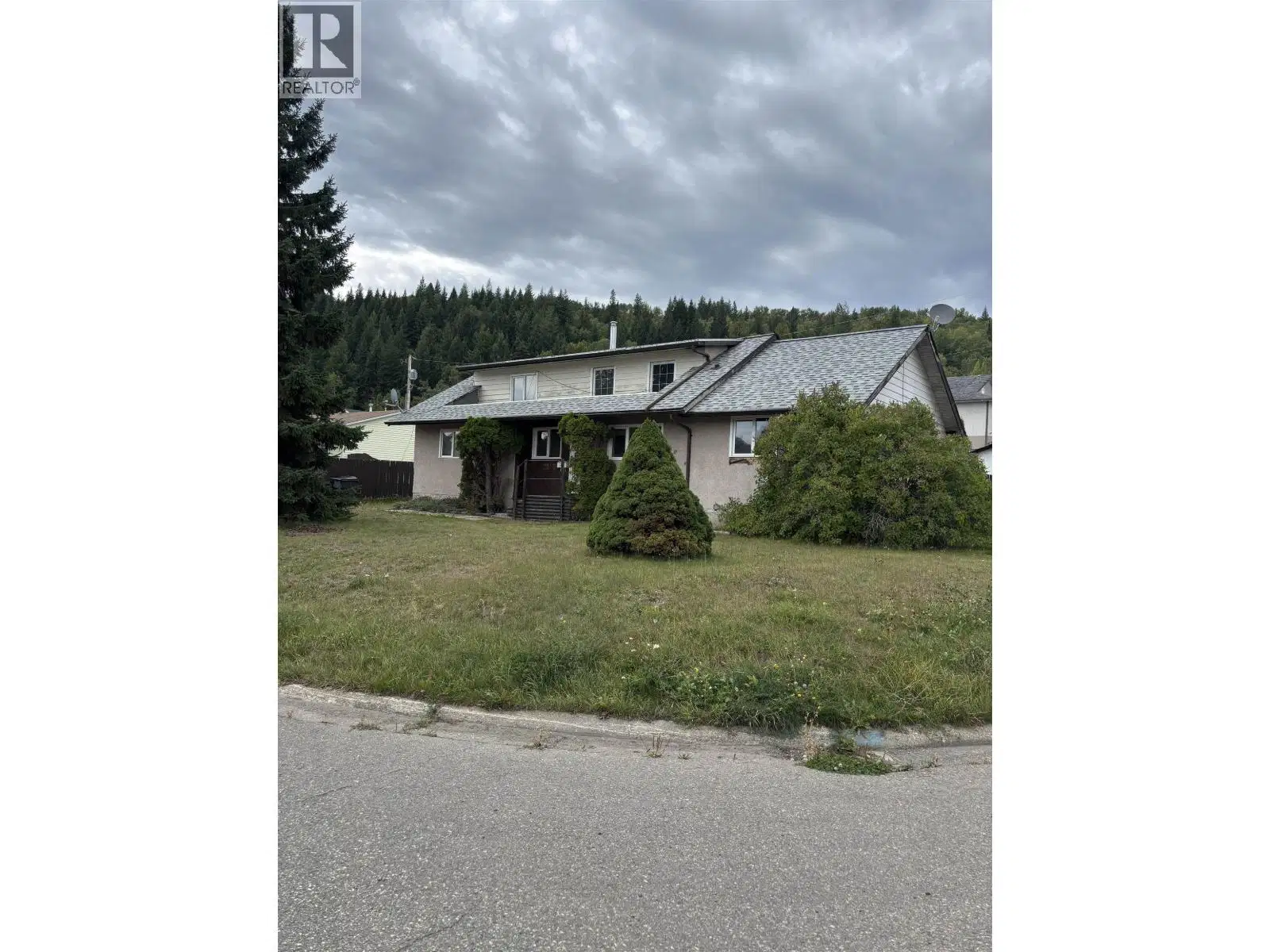 BC – 2275 WEBBER Crescent