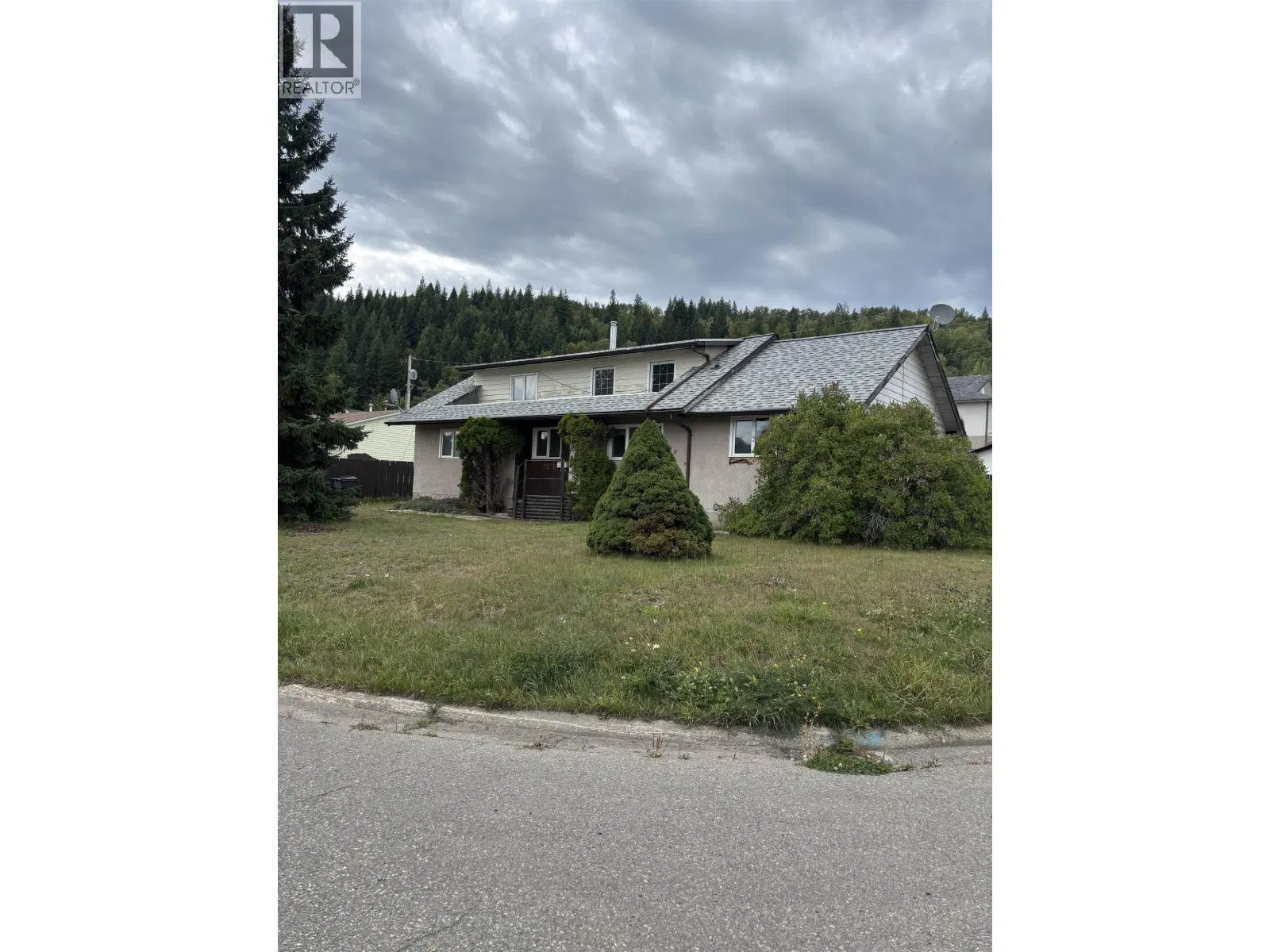 BC – 2275 WEBBER Crescent