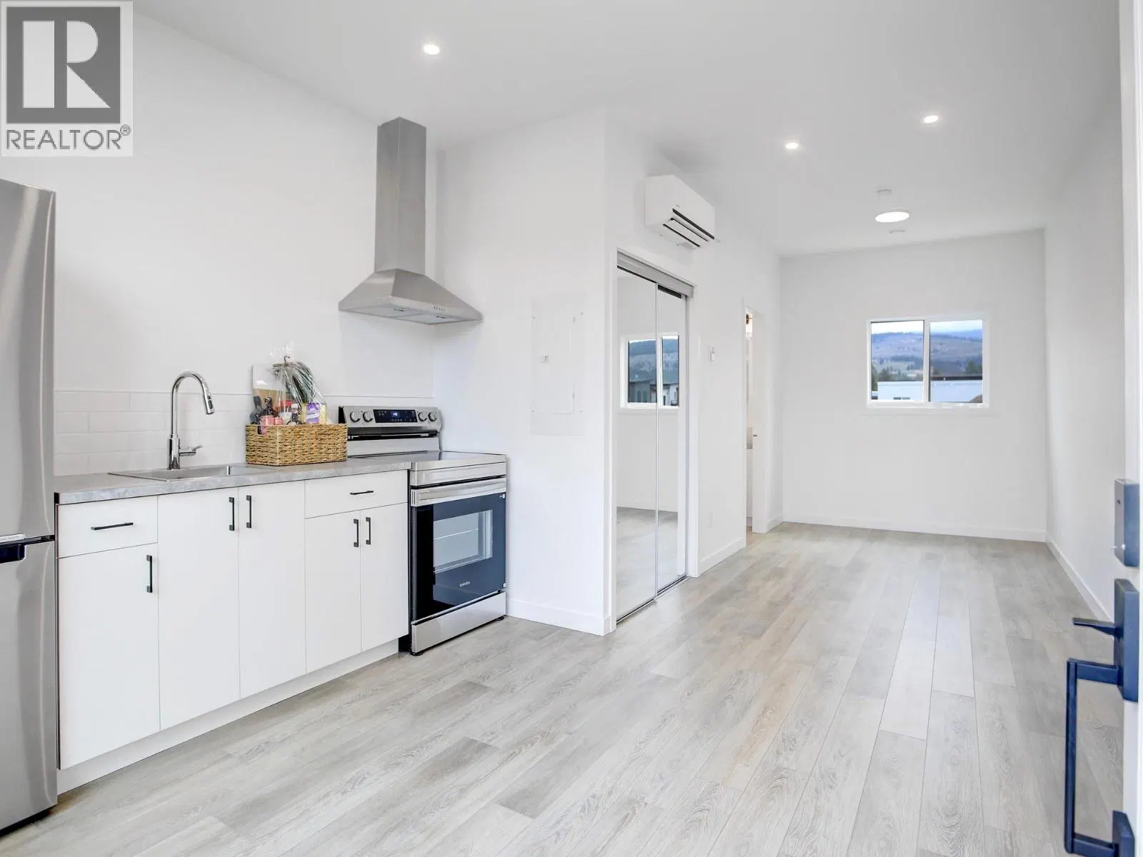 Photo 3 of 27 at #208A – 12204 Westside Road
