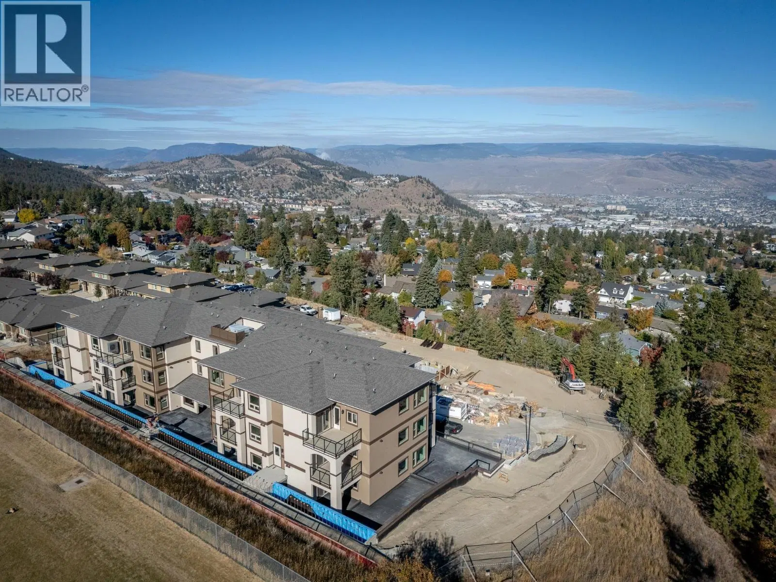 Photo 1 of 24 at #206 – 2171 Van Horne Drive
