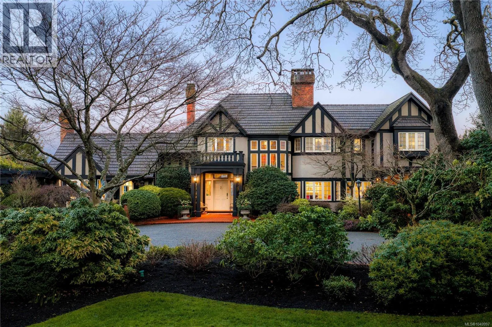 3475 Upper Terrace Road