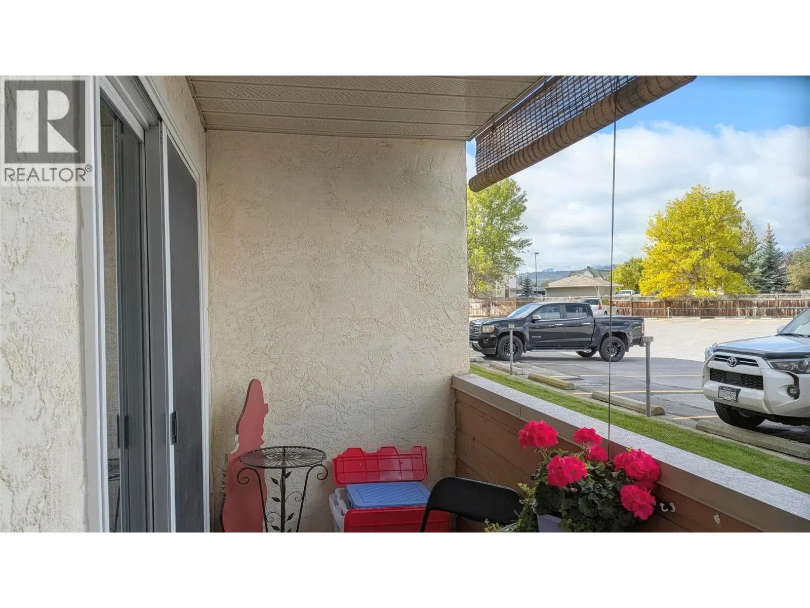 Photo 4 of 14 at #106 – 2515 12TH Street