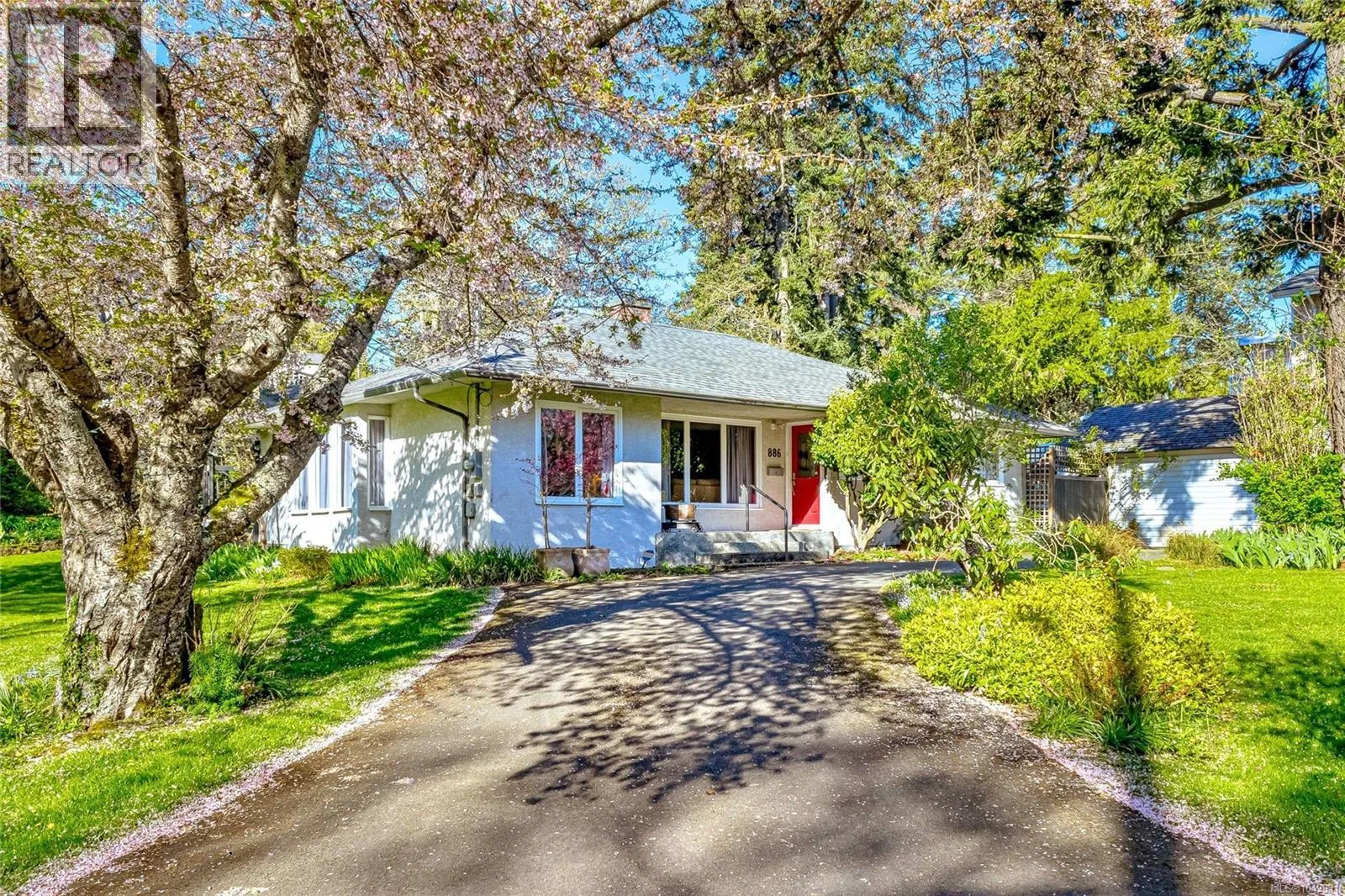 886 Cunningham Road