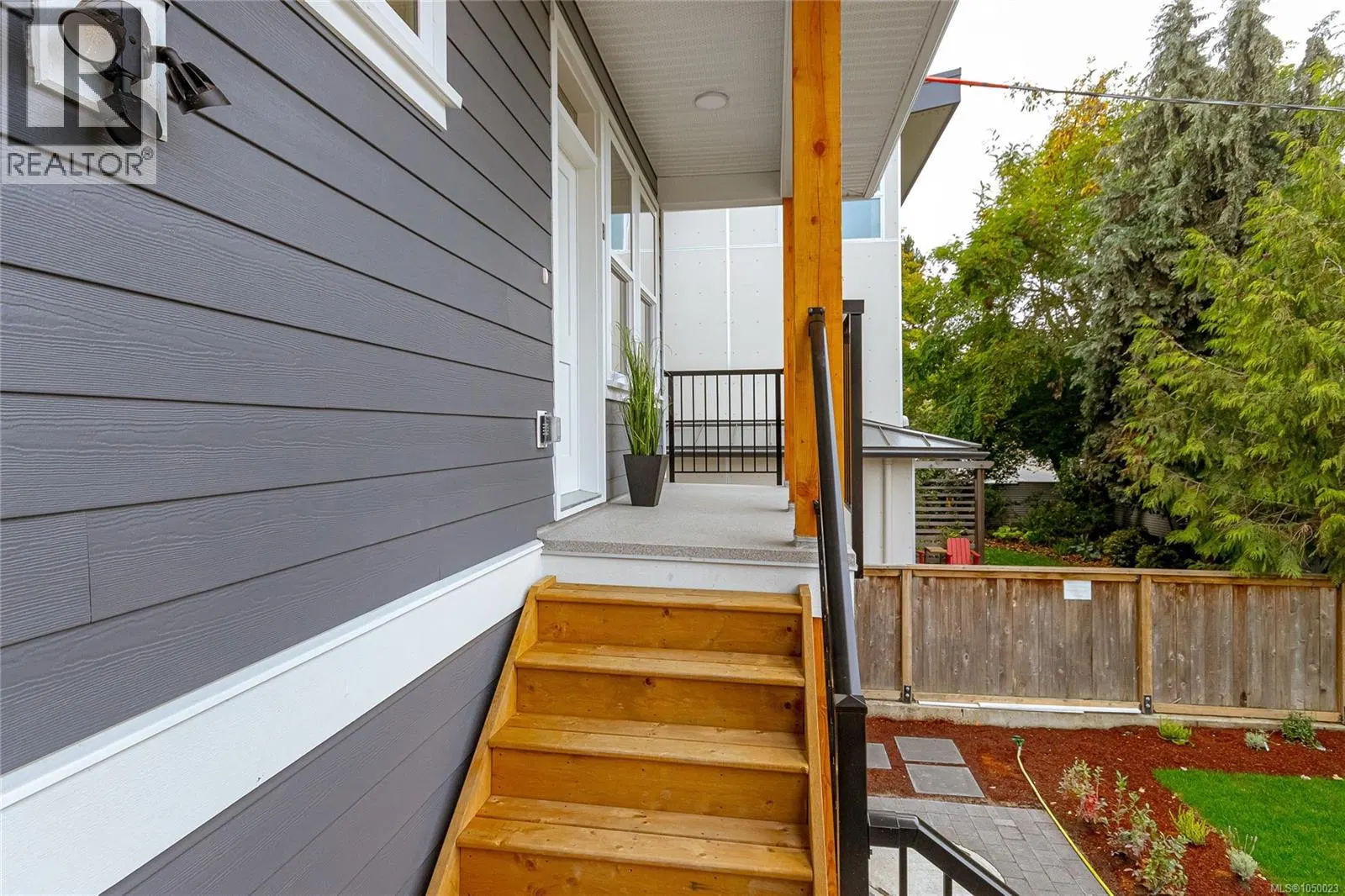 Photo 3 of 41 at B – 2235 Shelbourne Street