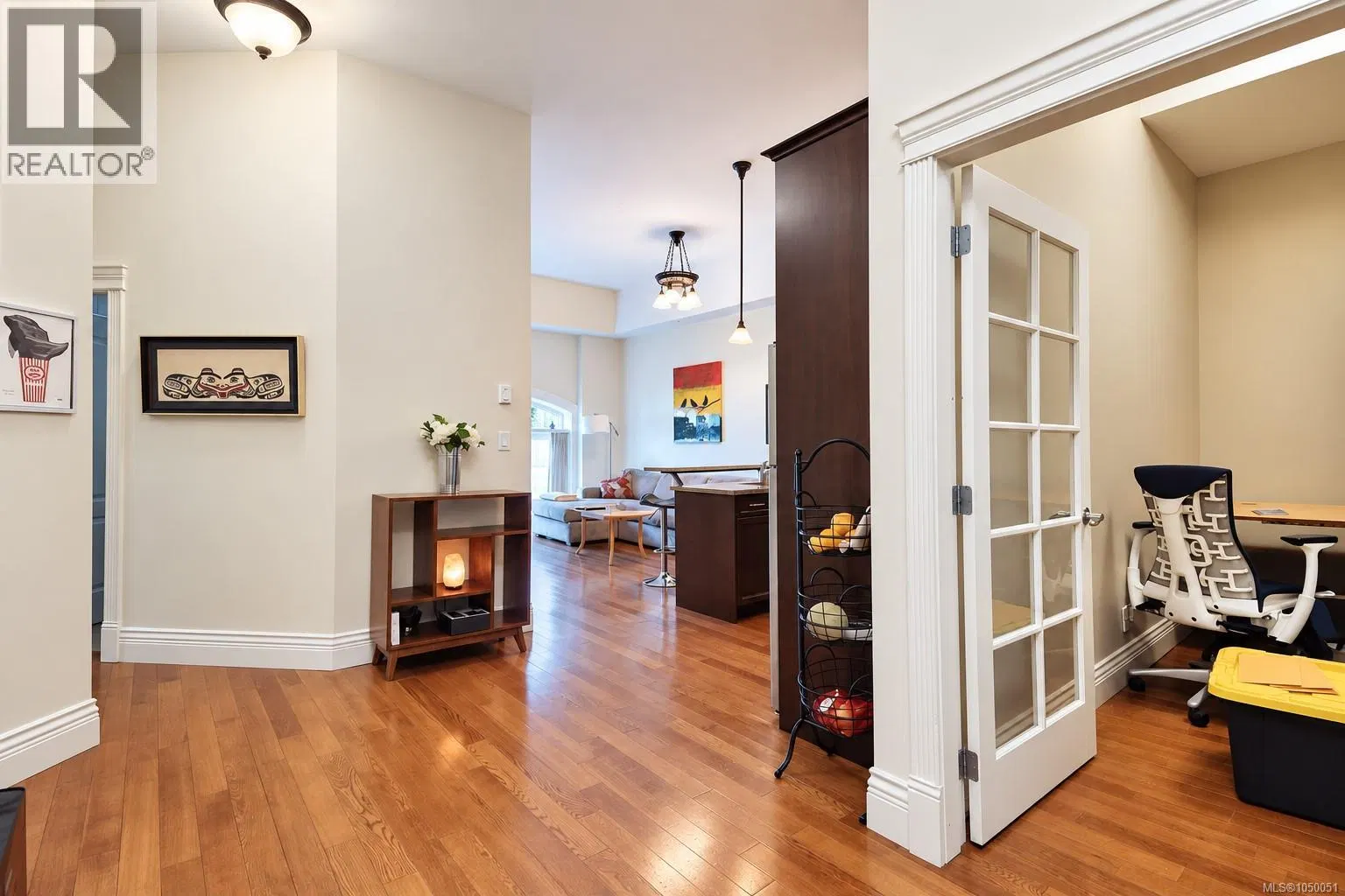 Photo 4 of 22 at #209 – 1602 Quadra Street