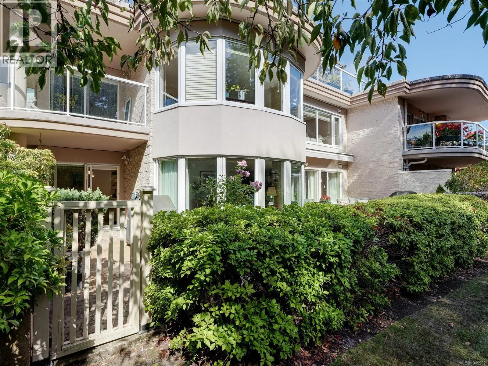 #3105 – 2829 Arbutus Road