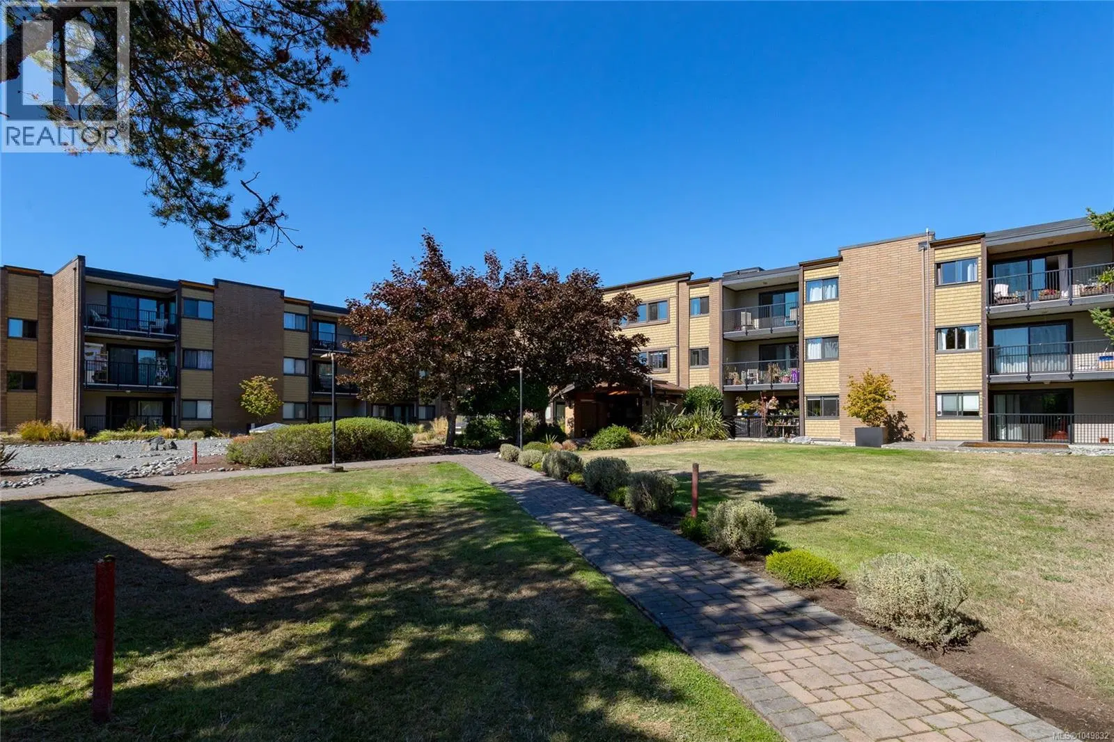 #113 – 1870 McKenzie Avenue