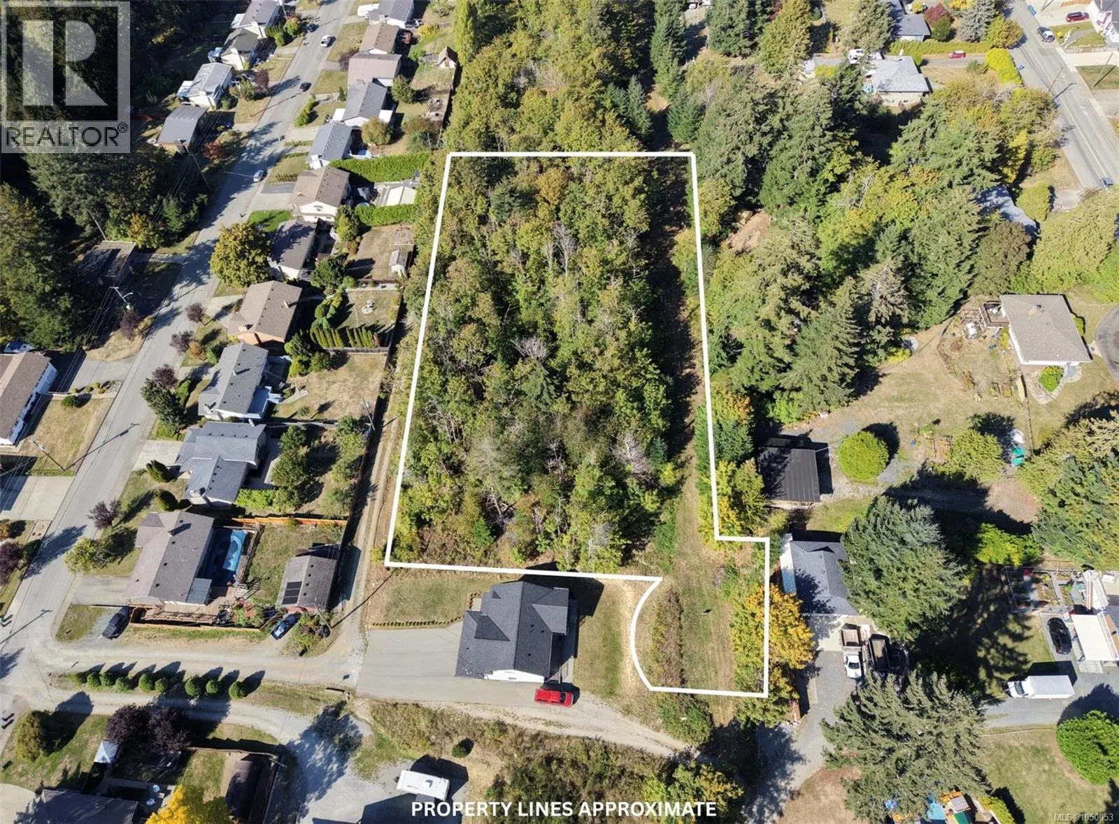 Photo 1 of 6 at 2201 11th Avenue