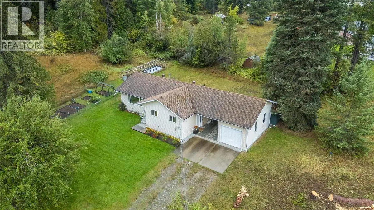 1764 Green Road