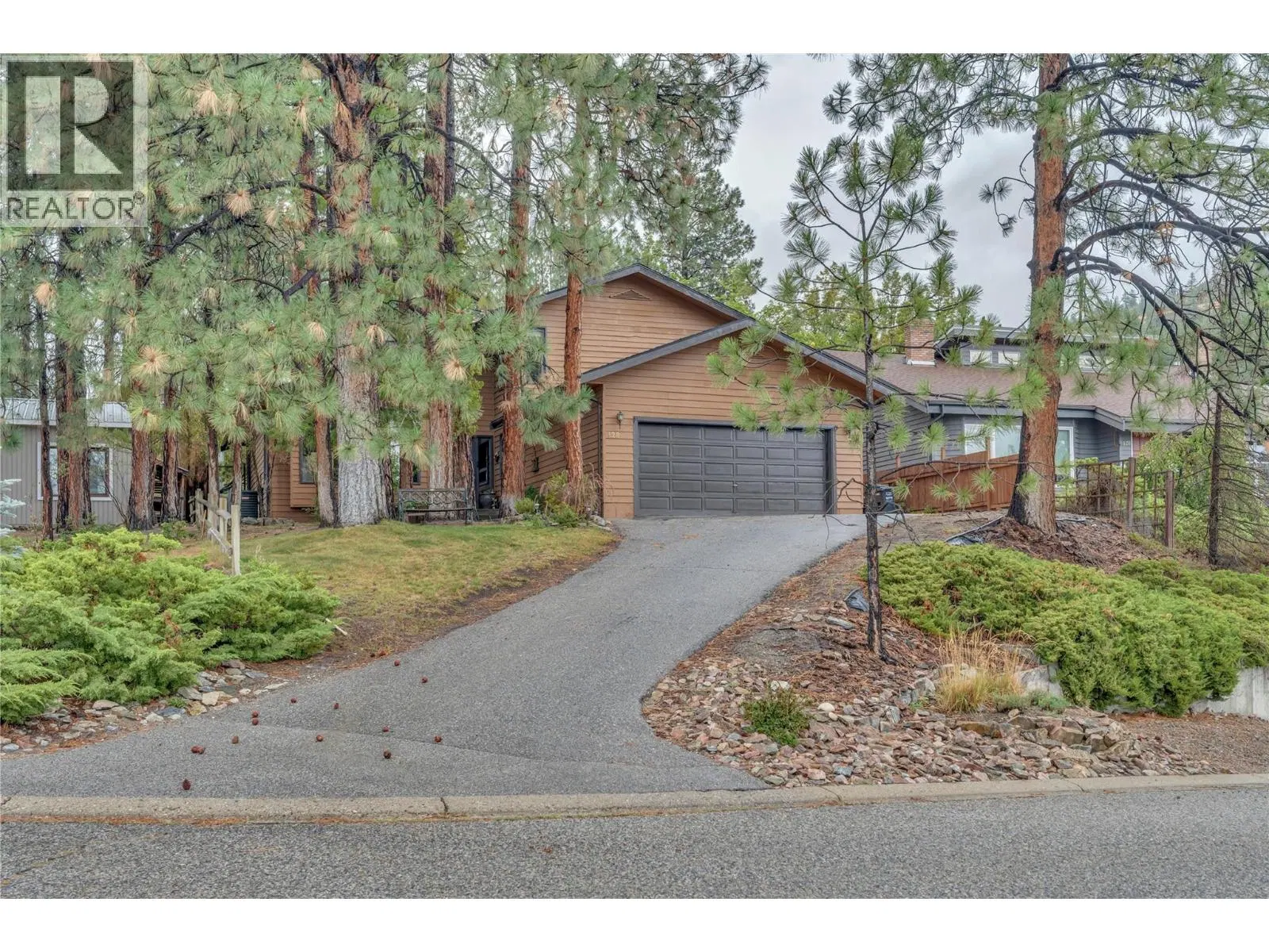 Photo 1 of 45 at 128 Ponderosa Place