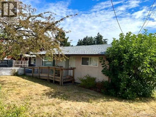 Photo 1 of 14 at 160 Moilliet Street