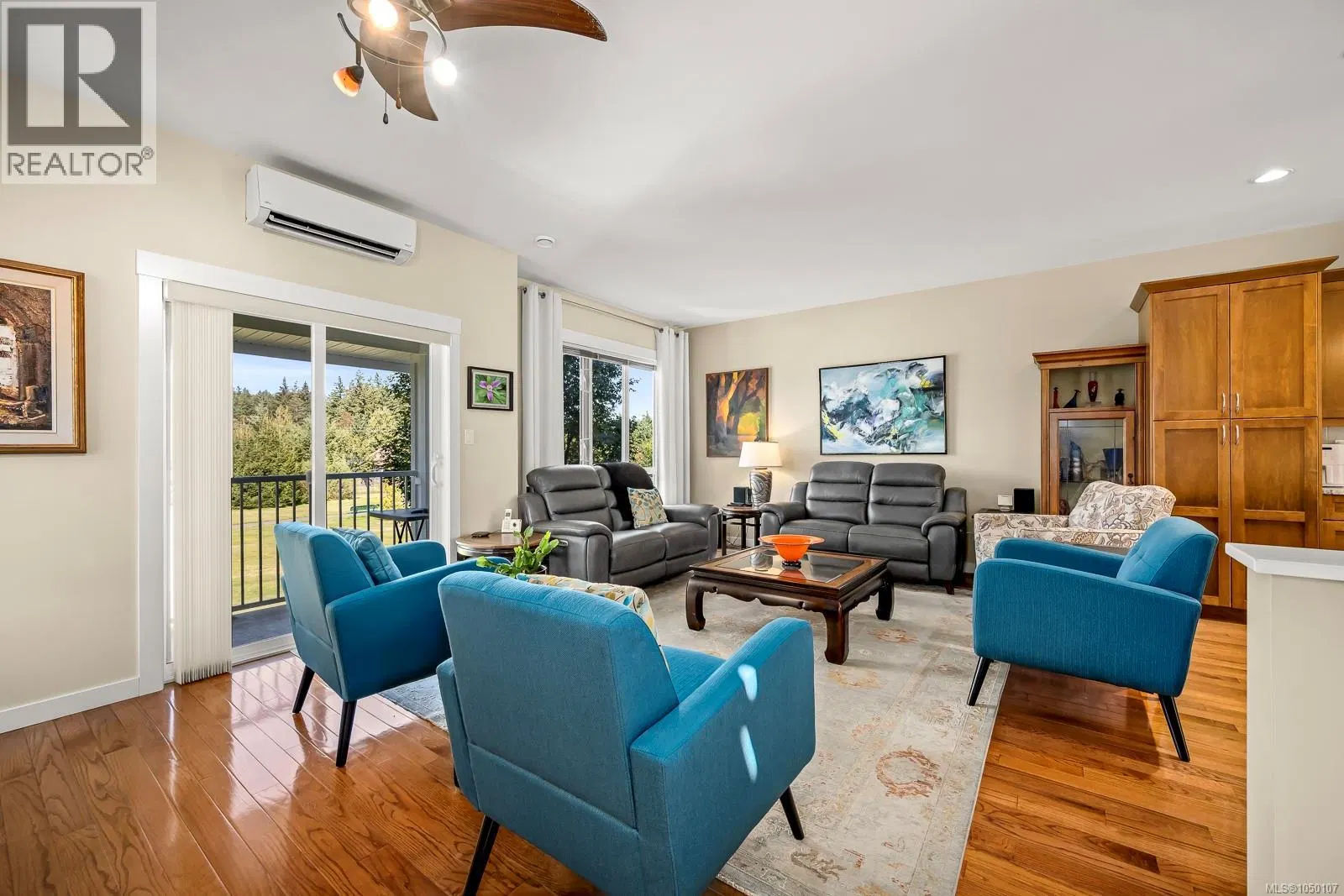 Photo 3 of 30 at #17 – 700 Lancaster Way