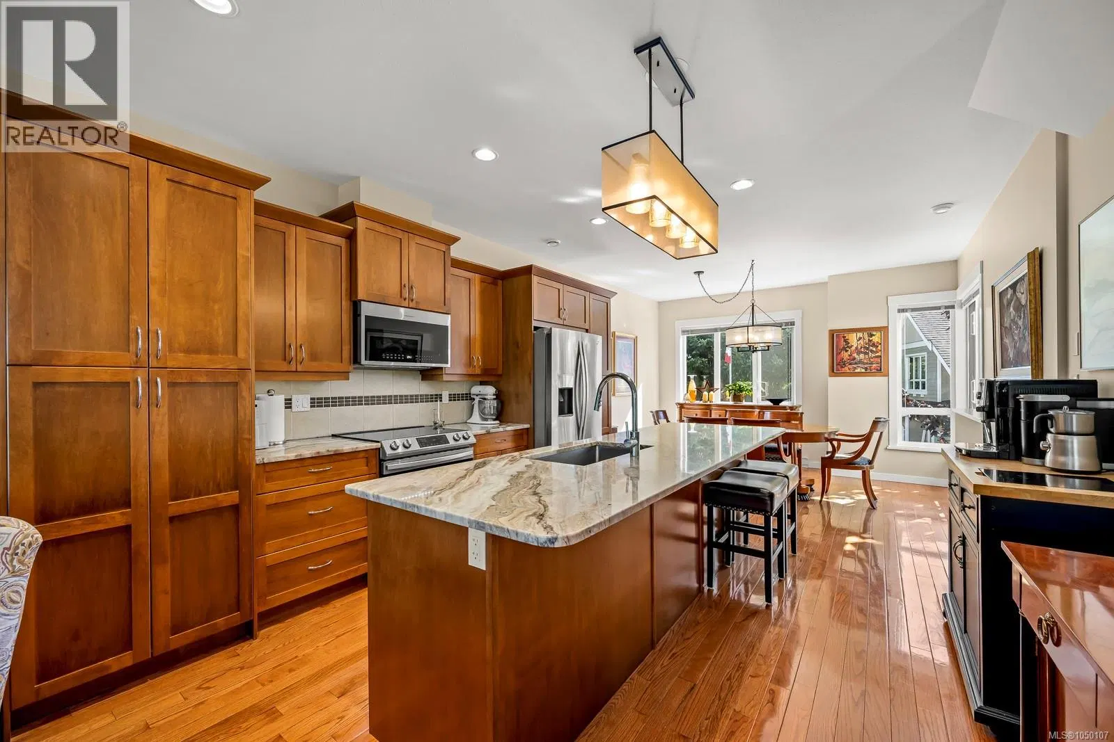 Photo 5 of 30 at #17 – 700 Lancaster Way