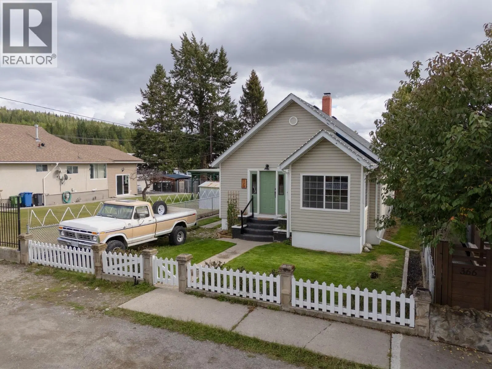 372 Fortier Street