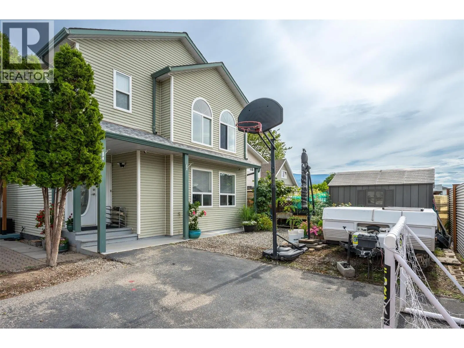 Photo 2 of 53 at #102 – 381 Rigsby Street