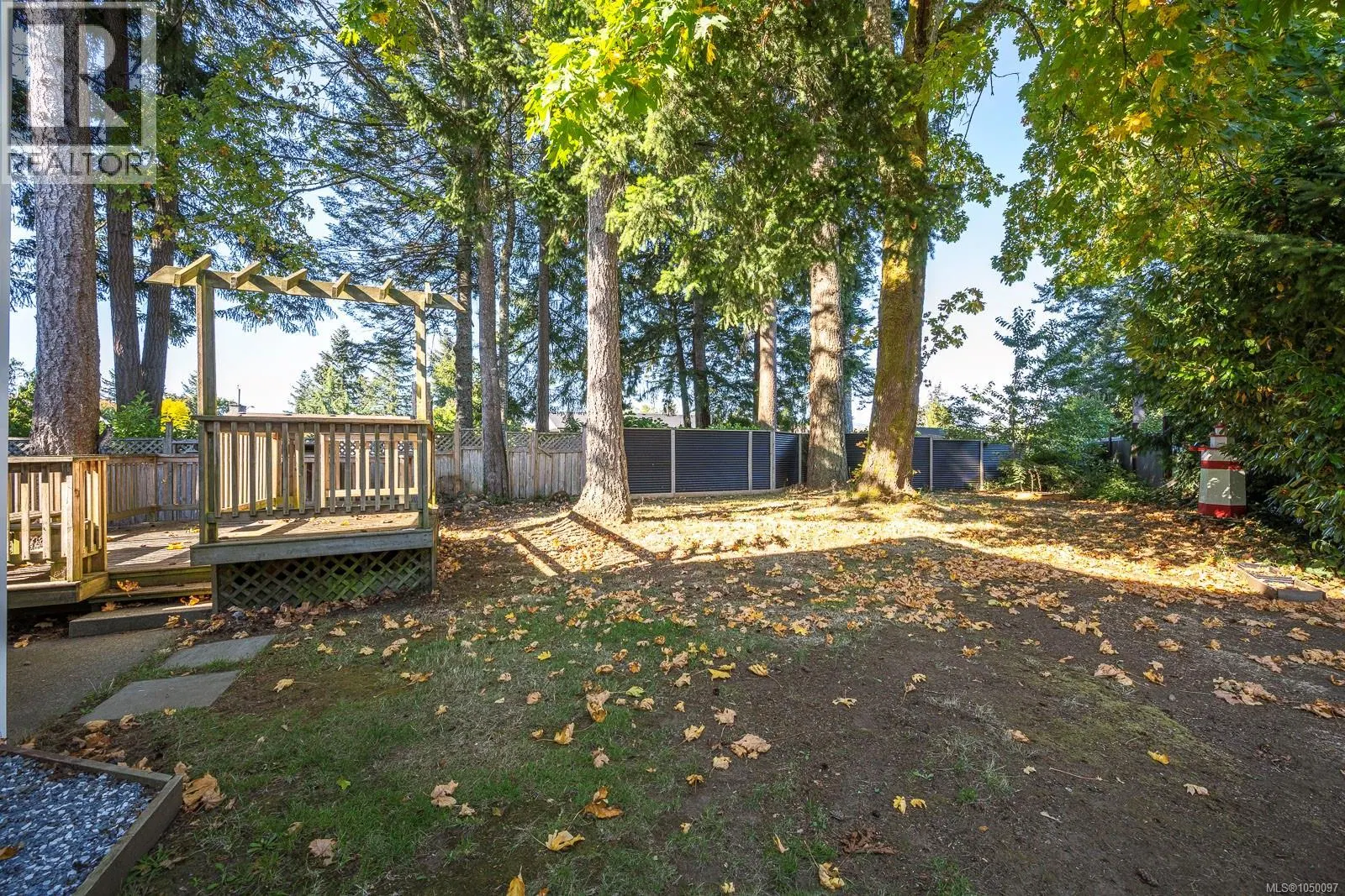 Photo 3 of 36 at B – 4657 Valecourt Crescent