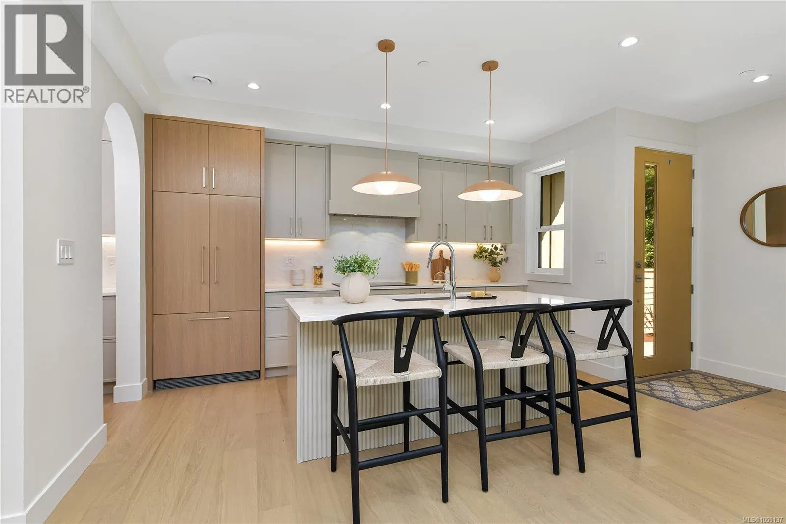 Photo 4 of 37 at #2 – 4430 Shore Way