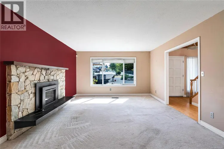 Photo 5 of 40 at 1634 Tasco Close