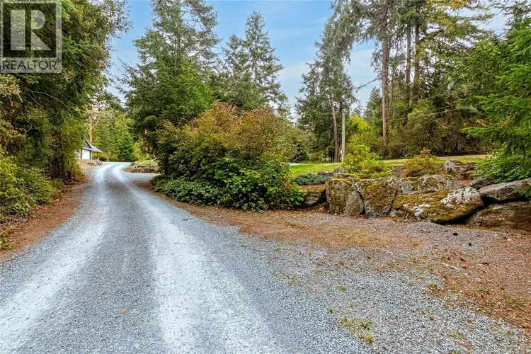 Photo 5 of 49 at 7285 Osborne Bay Road