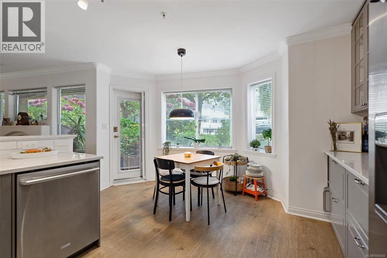 Photo 3 of 36 at #21 – 405 Quebec Street