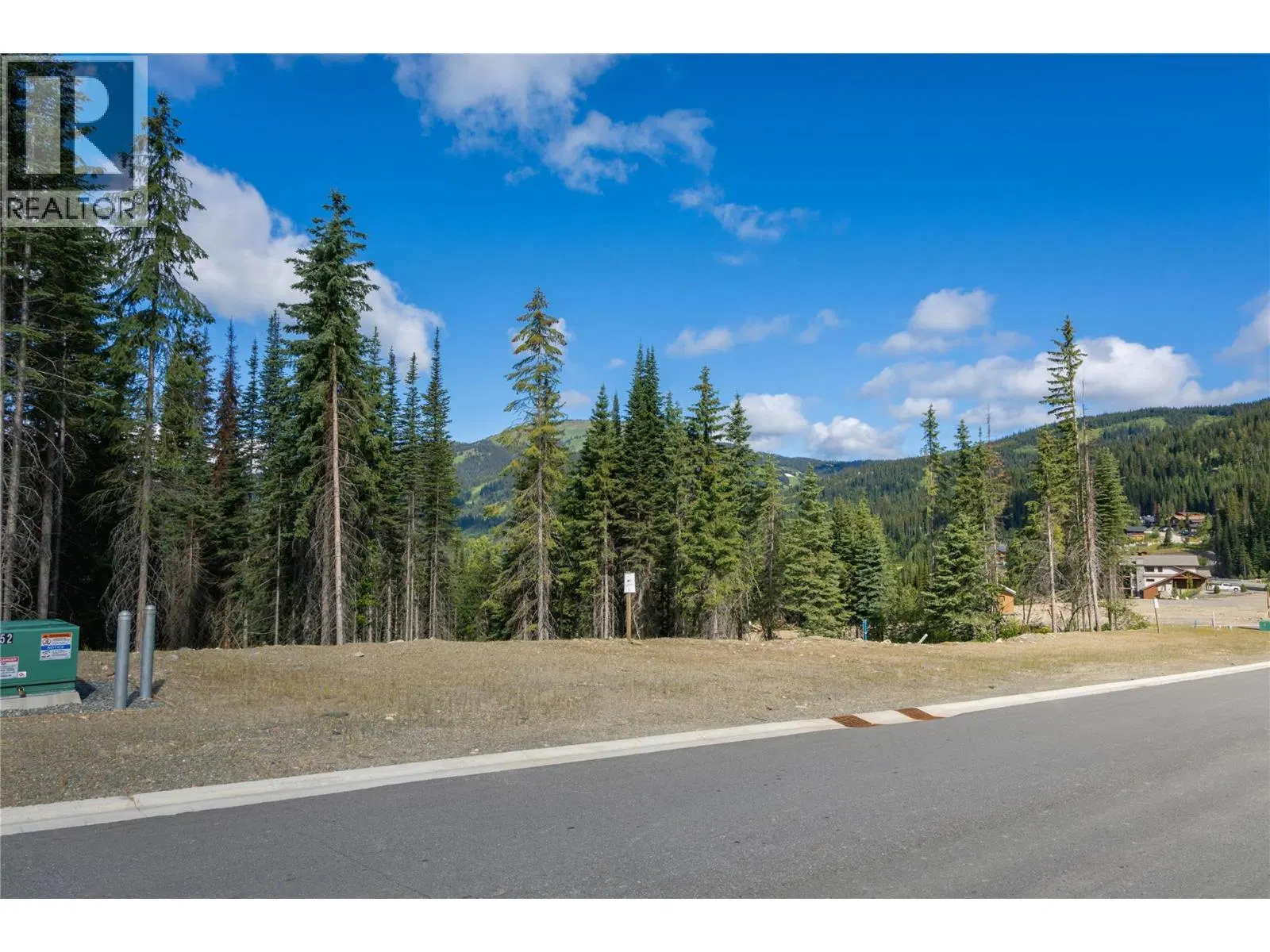 Photo 2 of 33 at LOT 11 MCGILLIVRAY LAKE Drive