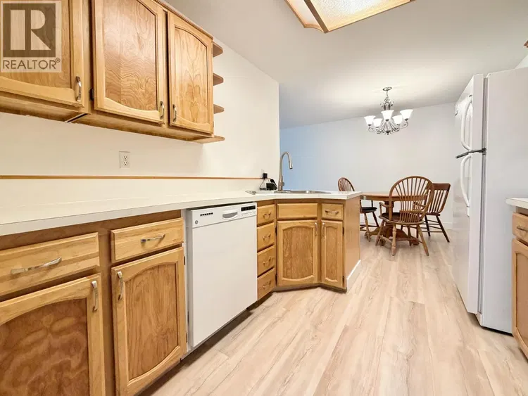 Photo 4 of 66 at #109 – 298 YORKTON Avenue