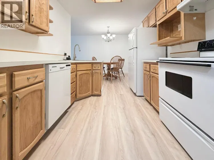 Photo 5 of 66 at #109 – 298 YORKTON Avenue