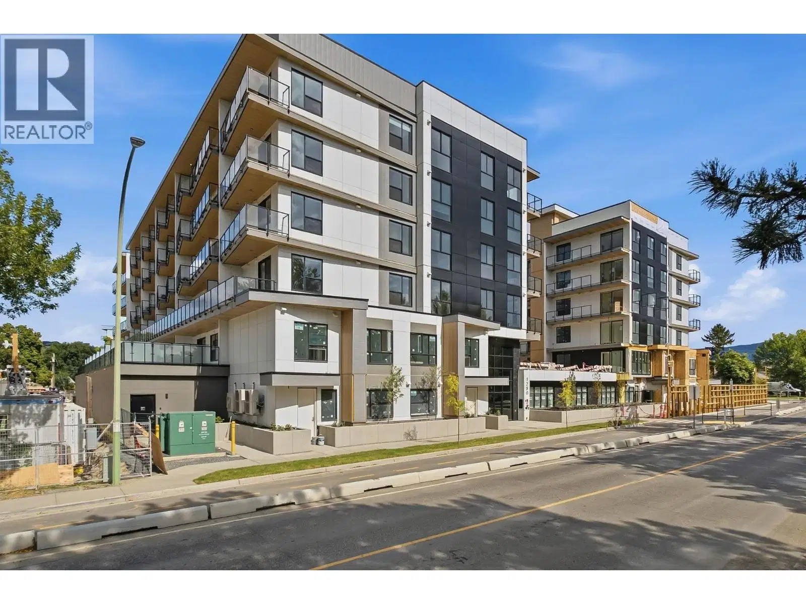 #515 – 1280 Sutherland Avenue