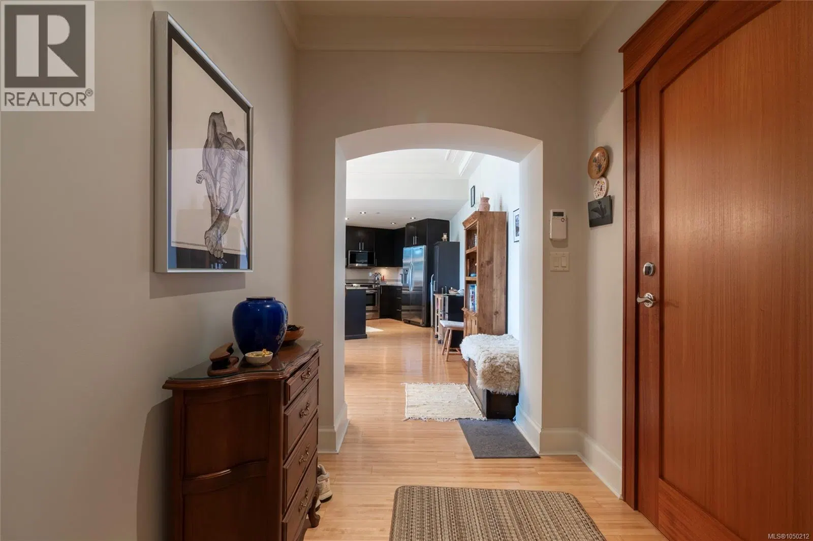 Photo 4 of 31 at #106 – 847 Dunsmuir Road