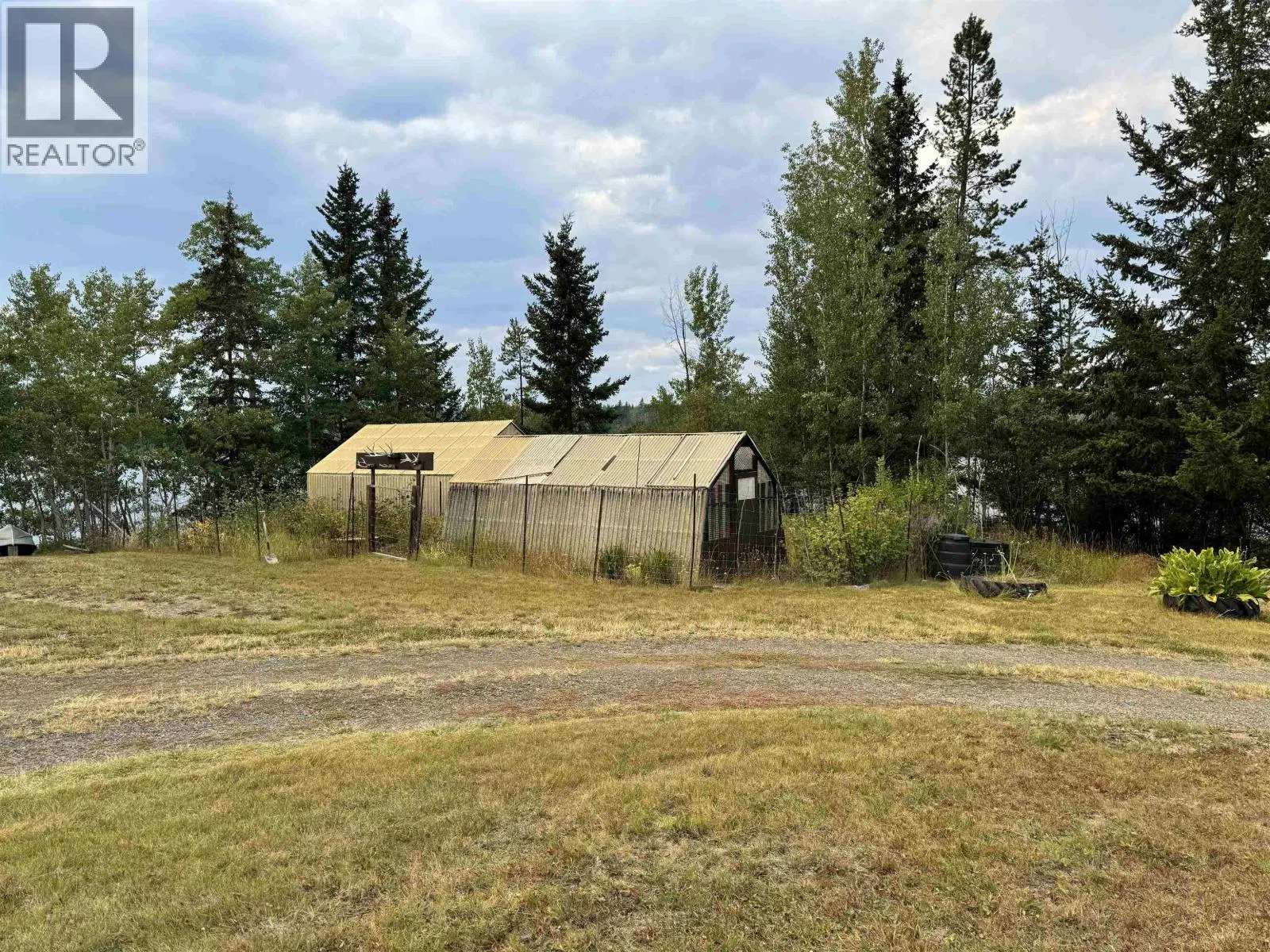 Photo 5 of 37 at 6184 LITTLE FORT 24 Highway