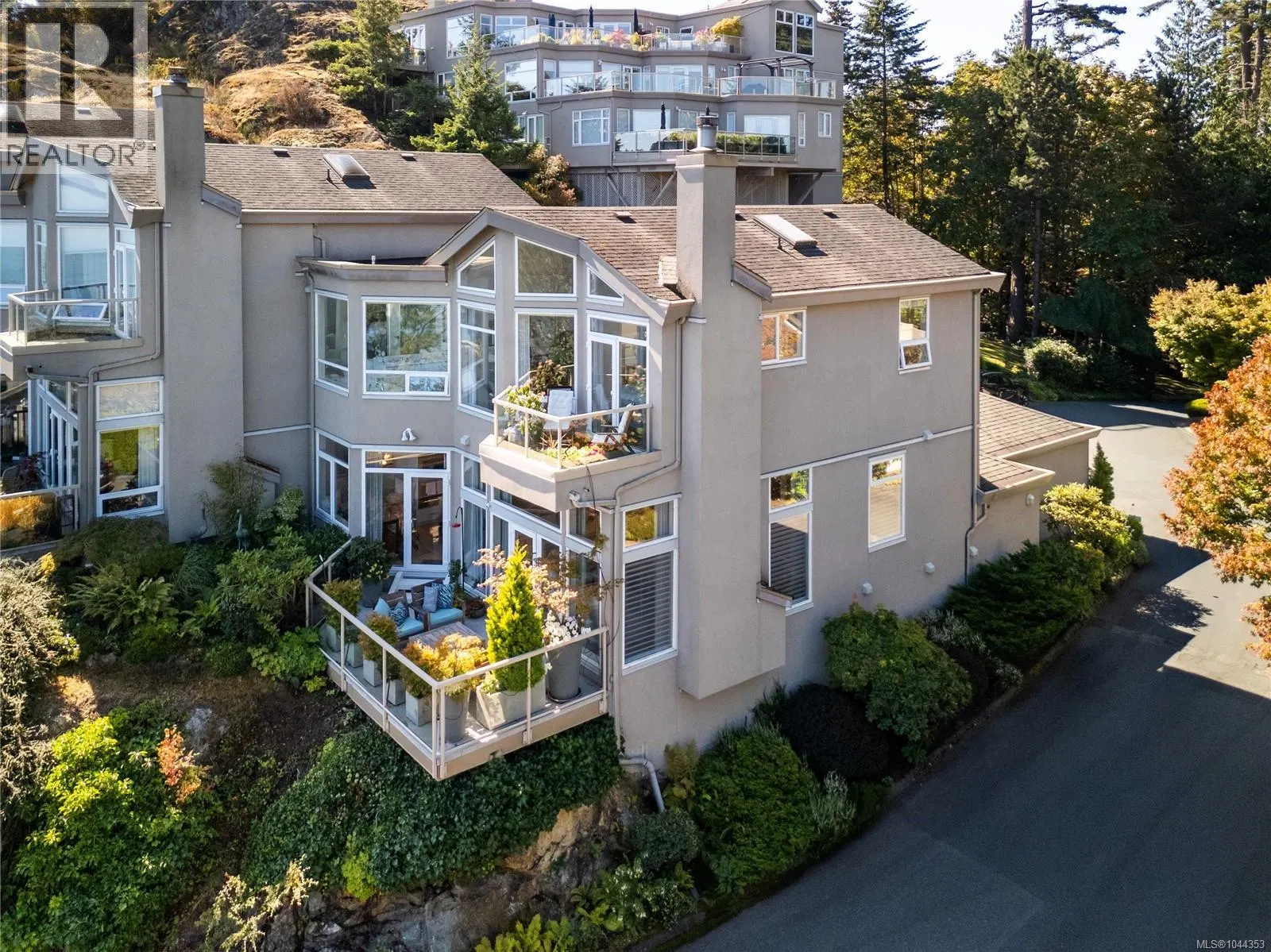 Photo 2 of 41 at #5 – 4771 Cordova Bay Road