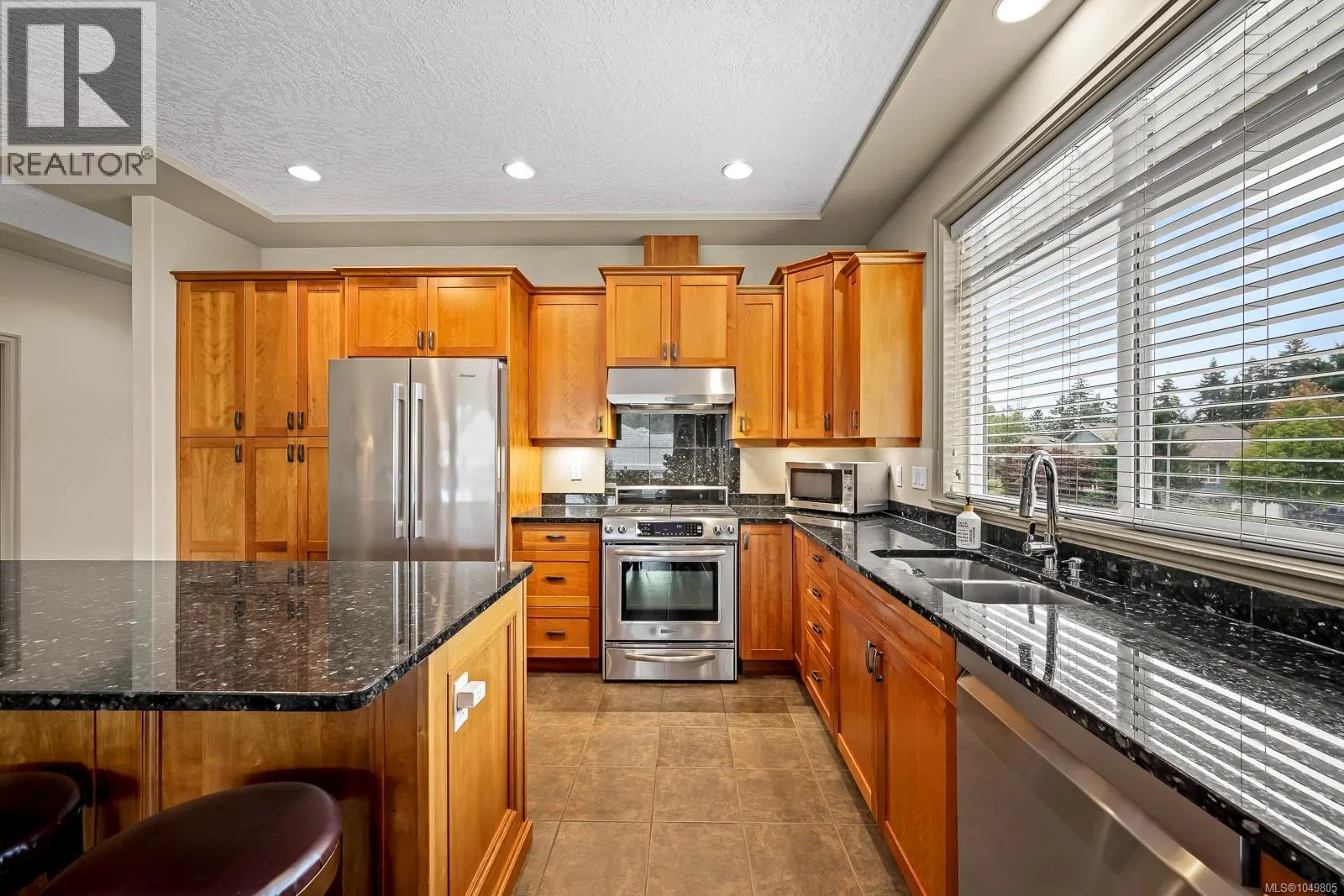 Photo 5 of 77 at 570 Spitfire Drive
