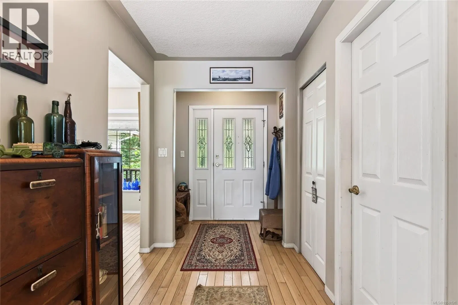 Photo 4 of 99 at 429 Howes Road