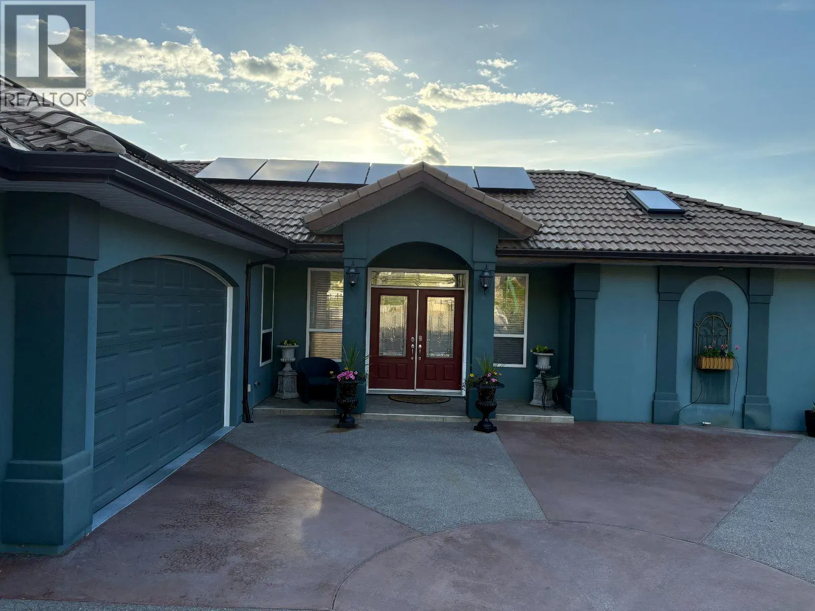 Photo 2 of 28 at 11701 Quail Ridge Place