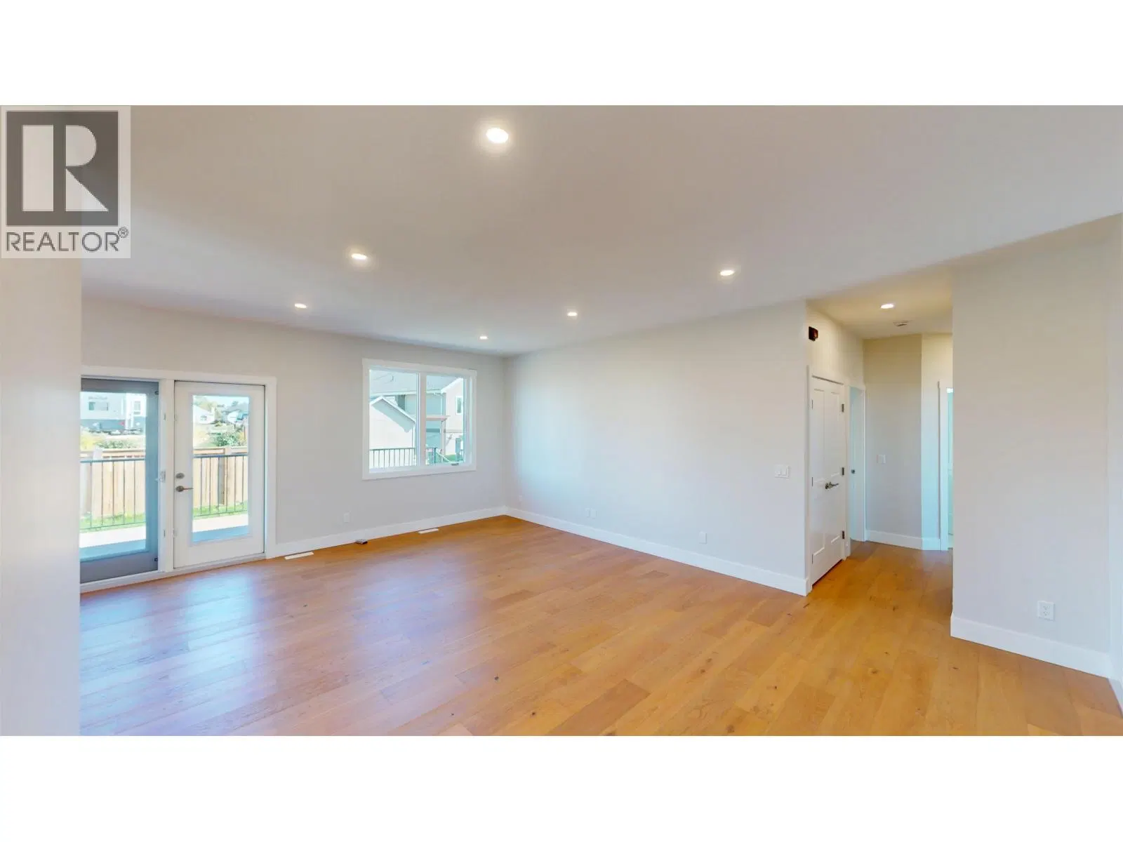 Photo 5 of 38 at 11119 110 Street