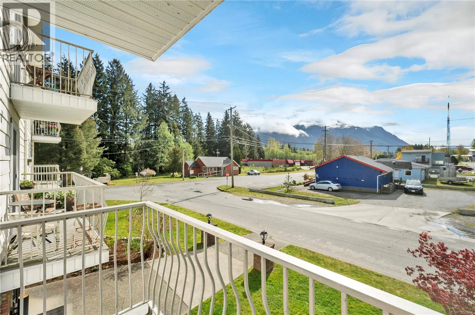 Photo 2 of 24 at #205 – 611 Macmillan Drive