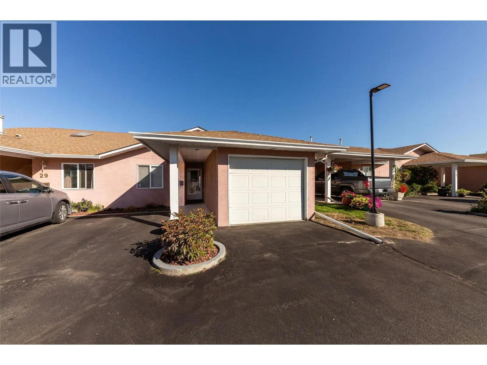 #30 – 1285 14TH Street