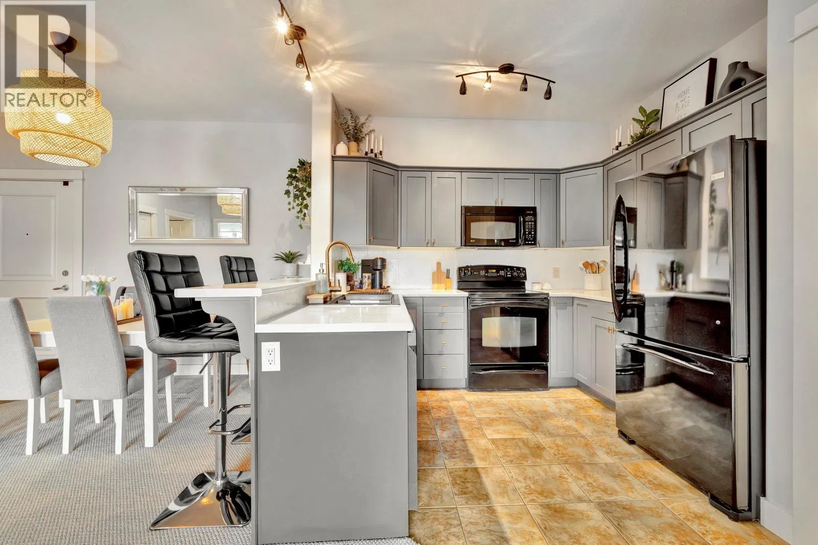 Photo 1 of 27 at #214 – 2551 Shoreline Drive